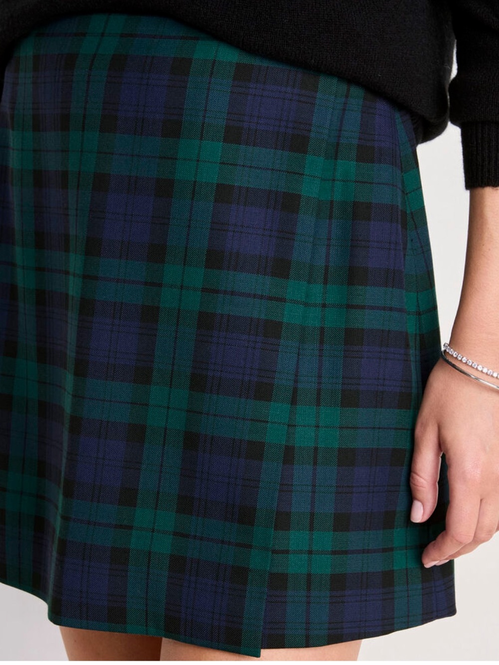 Vineyard Vines Meg Mini Skirt in Yuletide Blackwatch / Perfectly Preppy / Wool - Picture 4 of 8